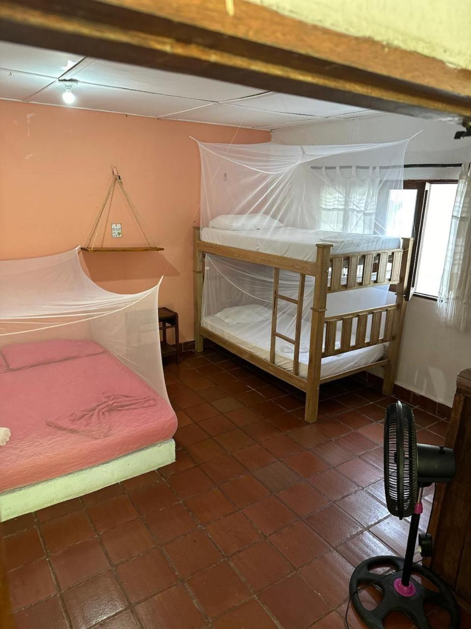 Jaba Jan Hostal Паломино Экстерьер фото